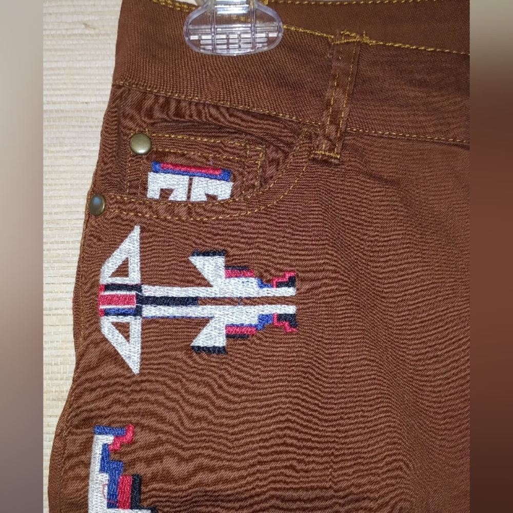 36 Points 5 Brown Pants with Red and White Tribal Pattern (15" by 36") - Picture 5 of 9